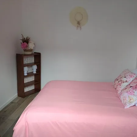 Сasa de vacaciones Les Petits Ernée